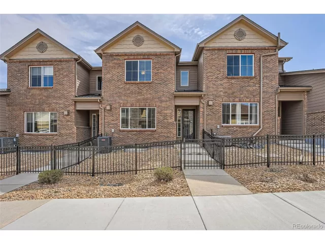 MLS: 4843760 Condo For Sale