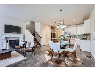 Photo #2: 4843760 Listing