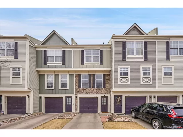 MLS: 4847333 Condo For Sale