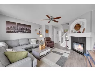 Photo #2: 4847333 Listing 