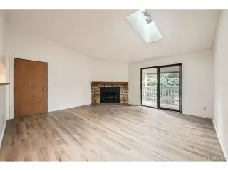 Photo #2: 4848812 Listing