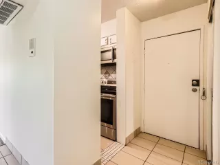 Photo #4: 4848958 Listing 