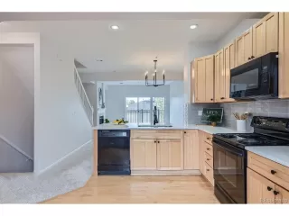 Photo #4: 4850197 Listing 