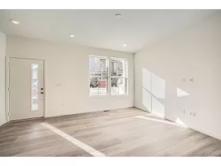 Photo #2: 4850754 Listing