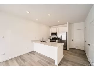 Photo #3: 4850754 Listing