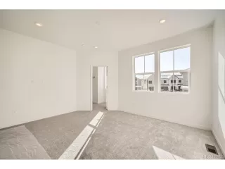 Photo #5: 4850754 Listing