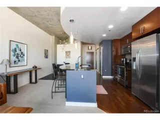 Photo #3: 4850857 Listing 