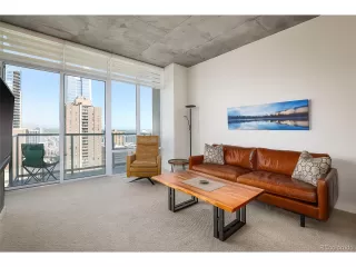 Photo #4: 4850857 Listing 