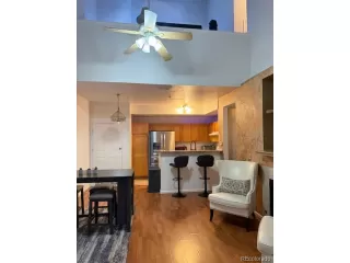 Photo #5: 4851175 Listing 