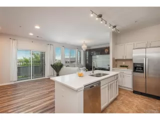 Photo #2: 4853223 Listing 