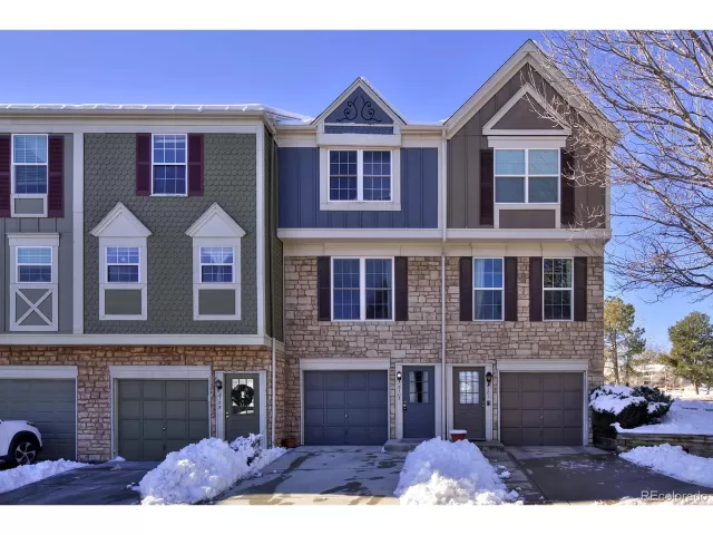 MLS: 4853376 Condo For Sale