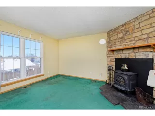 Photo #6: 4853376 Listing