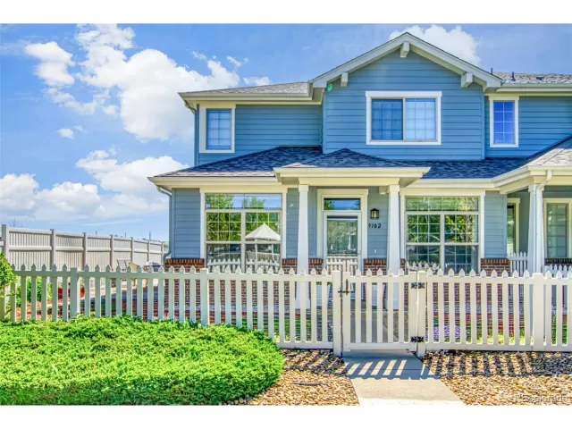 MLS: 4853443 Condo For Sale