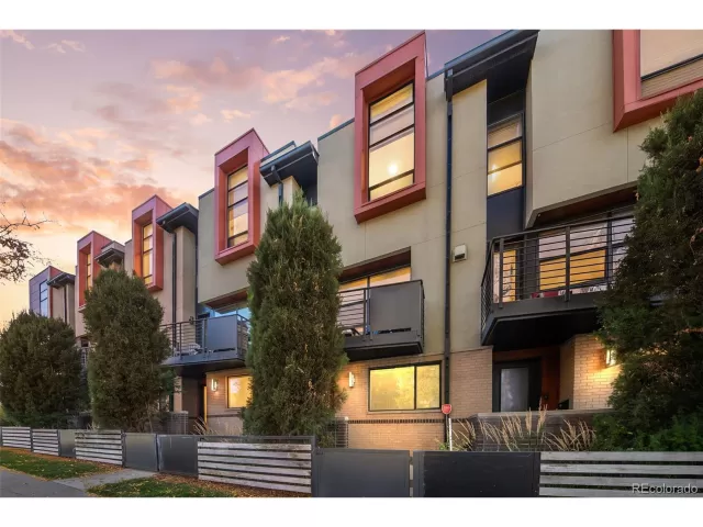 MLS: 4853805 Condo For Sale