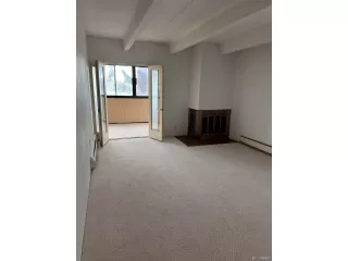 Photo #2: 4853857 Listing