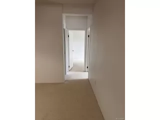 Photo #6: 4853857 Listing