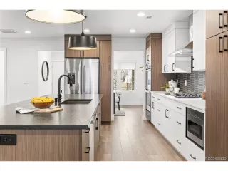 Photo #5: 4854541 Listing 