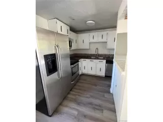 Photo #5: 4856256 Listing