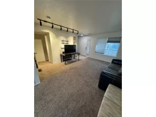 Photo #3: 4860083 Listing 