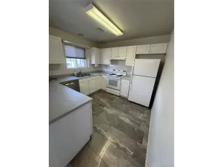 Photo #4: 4860083 Listing 