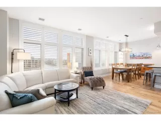 Photo #4: 4860144 Listing 