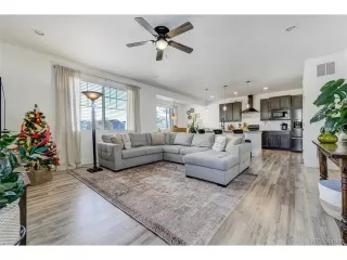 Photo #2: 4863906 Listing