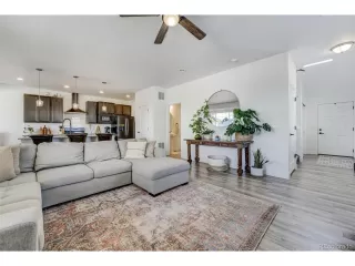 Photo #3: 4863906 Listing