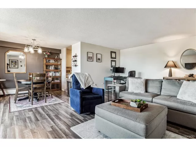 MLS: 4865144 Condo For Sale