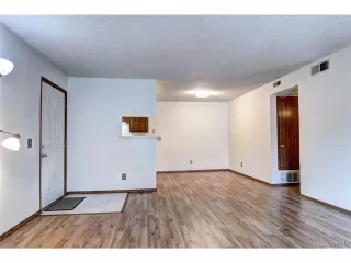 Photo #2: 4867962 Listing