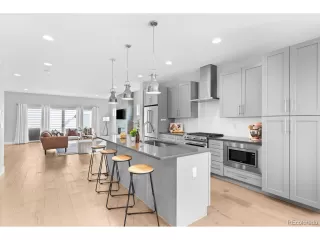 Photo #2: 4869037 Listing 