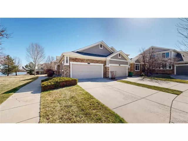 MLS: 4872542 Condo For Sale