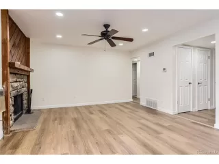 Photo #6: 4875935 Listing