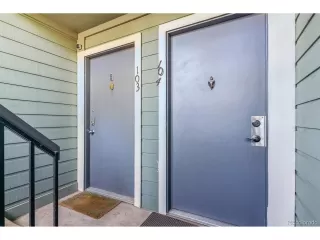 Photo #2: 4880601 Listing