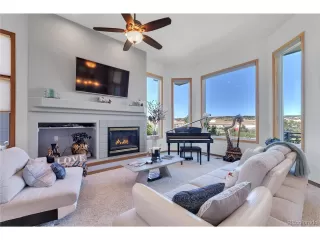 Photo #6: 4882227 Listing