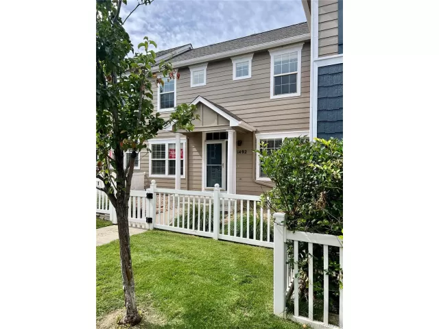 MLS: 4882331 Condo For Sale