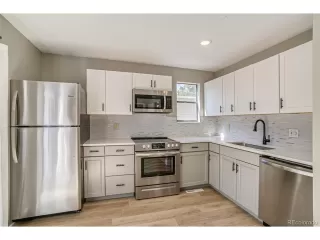 Photo #2: 4882461 Listing