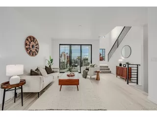 Photo #4: 4883358 Listing