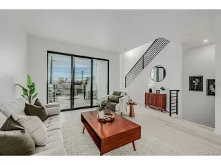 Photo #5: 4883358 Listing