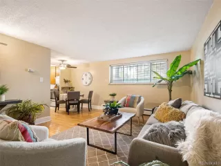 Photo #4: 4883603 Listing 