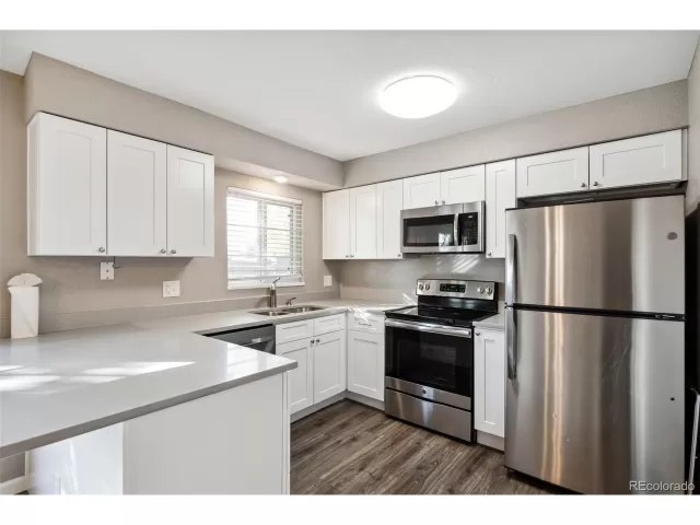 MLS: 4883833 Condo For Sale