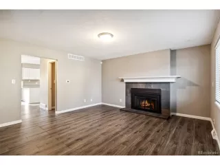 Photo #2: 4883833 Listing