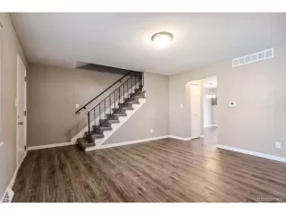 Photo #3: 4883833 Listing