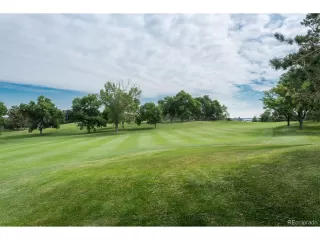 Photo #4: 4884728 Listing