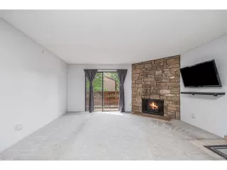 Photo #2: 4885087 Listing