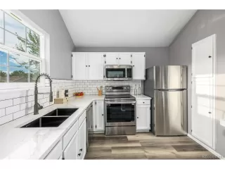 Photo #6: 4886098 Listing 