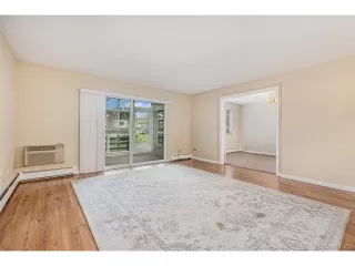 Photo #3: 4886187 Listing 