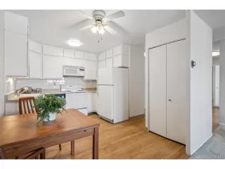 Photo #2: 4887038 Listing