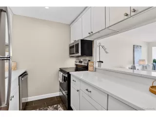 Photo #4: 4887373 Listing 