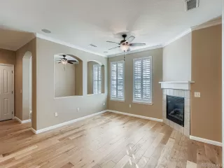 Photo #6: 4890110 Listing 