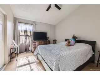 Photo #4: 4890508 Listing